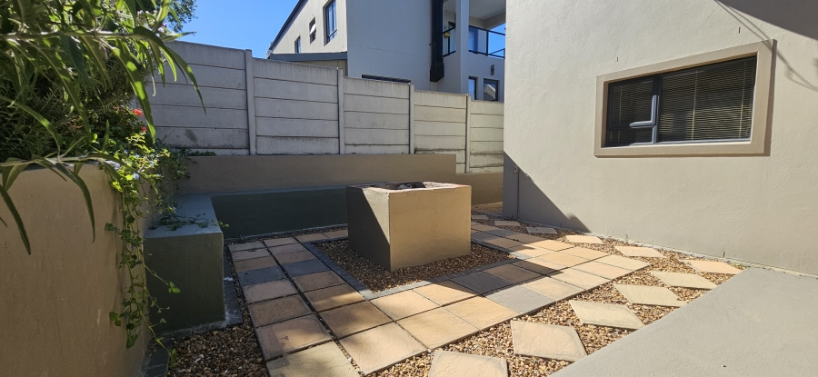 To Let 3 Bedroom Property for Rent in Berg En Dal Western Cape